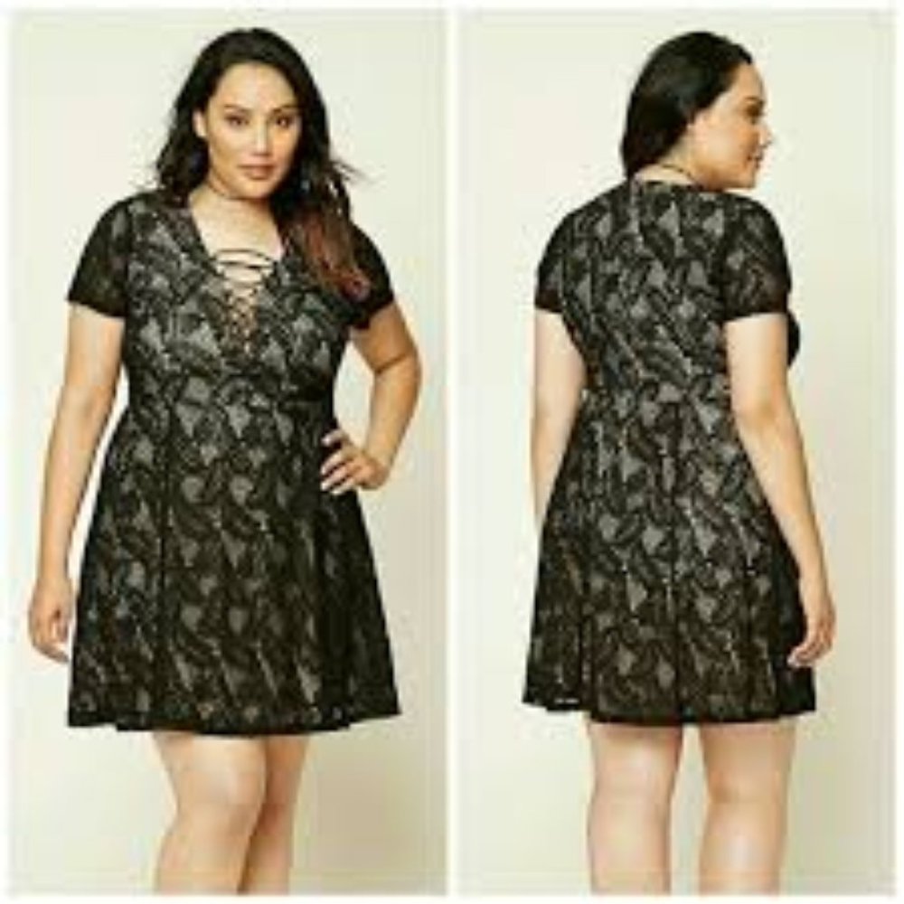 EUC F21 Lace Overlay Lace Up Dress